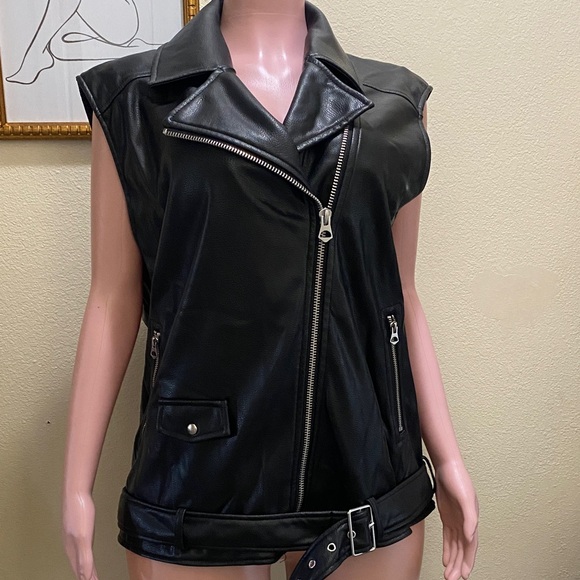 Black Faux Leather Sleeveless Jacket - Picture 2 of 4